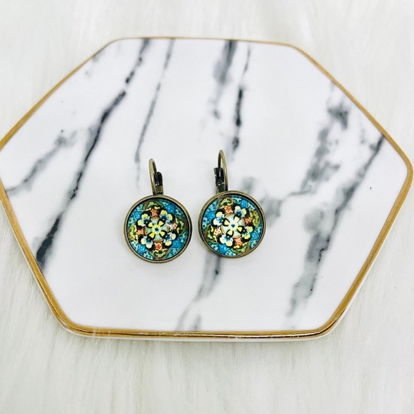 Vintage Feel Floral Print Design Earrings 4 pairs Set - Picture 2 of 9